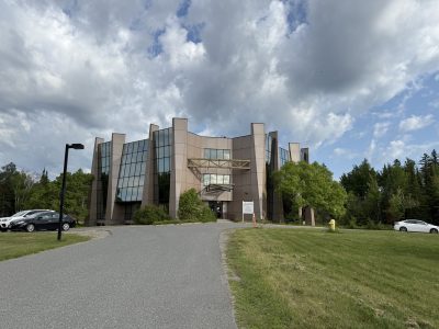 LAKEHEAD UNIVERSITY ALUMNI HOUSE